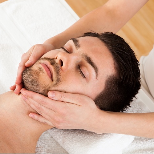 ماساژ زیبایی صورت 30 دقیقه 