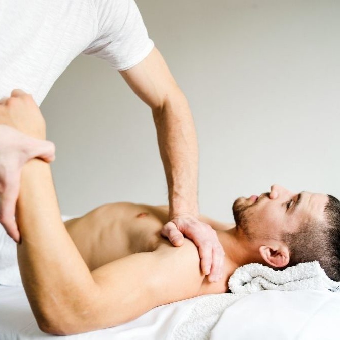 ماساژ ورزشی یک ساعت